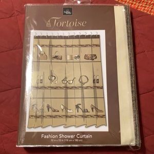 Home Wear Tortoise Fashion Shower Curtain (NWOT)